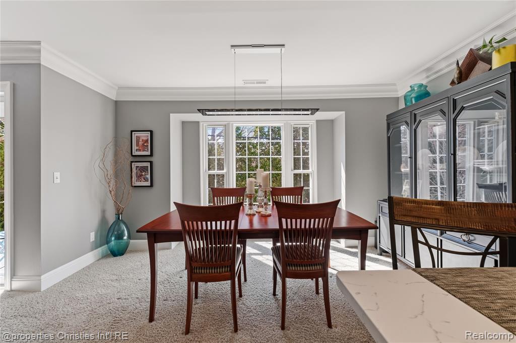 1695 Huntington Park Rochester Hills, MI 48309 - Photo 25 of 54