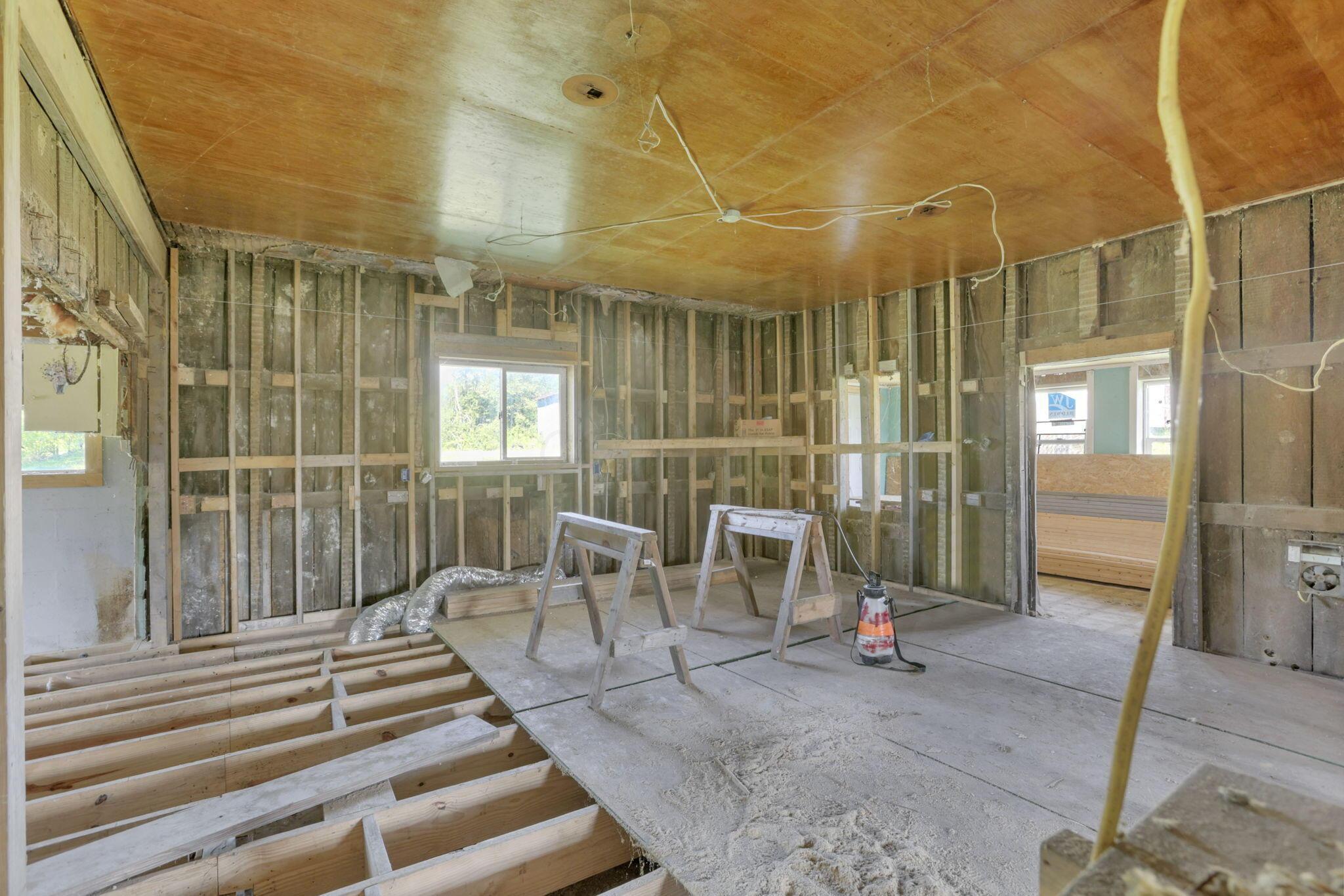 16451 Cox Road Logan, OH 43138 - Photo 6 of 48 18-web-or-mls-LO5A9252