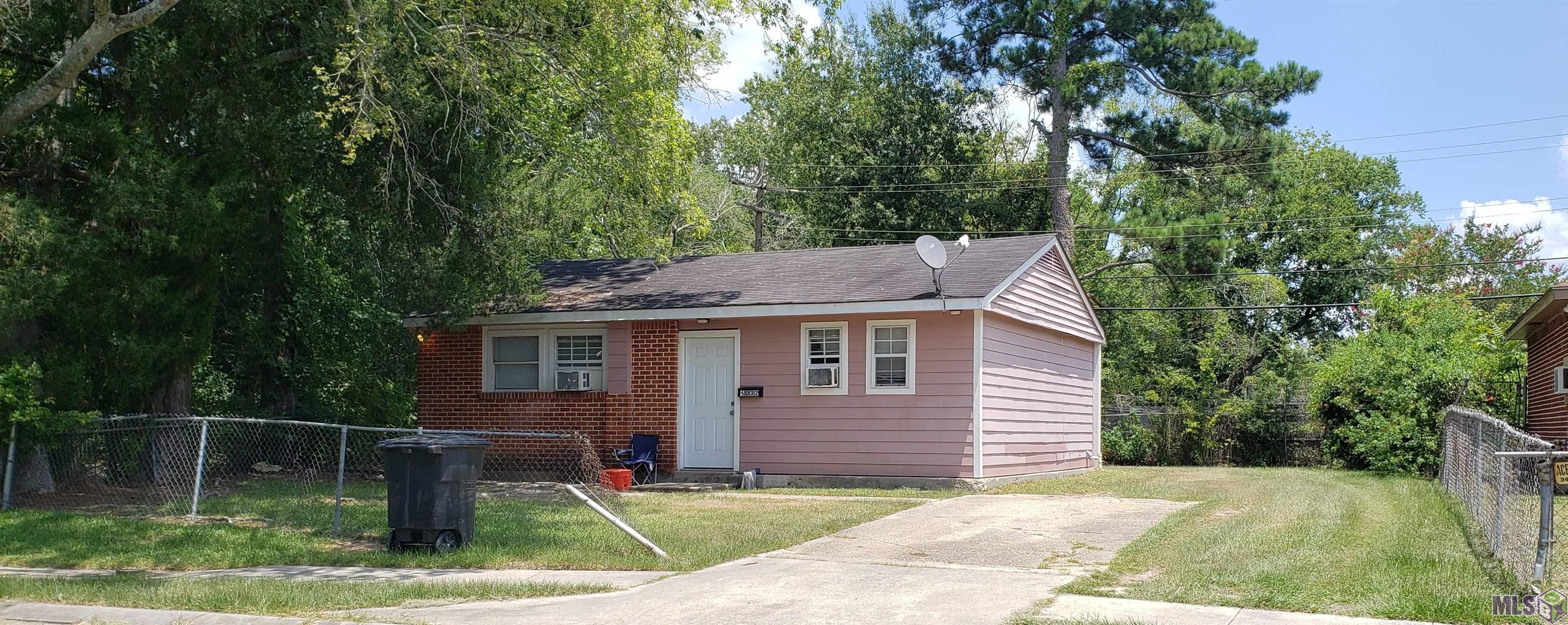 6032 Matthews Street Baton Rouge, LA 70812 - Photo 2 of 18 Side View of Home