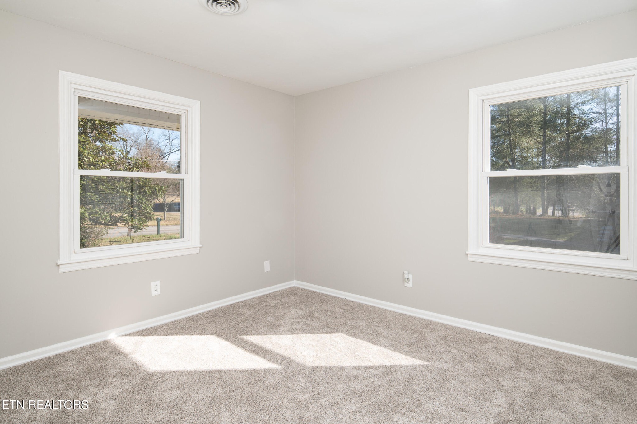 107 Nebraska Avenue Oak Ridge, TN 37830 - Photo 13 of 29 Gallery Image 13