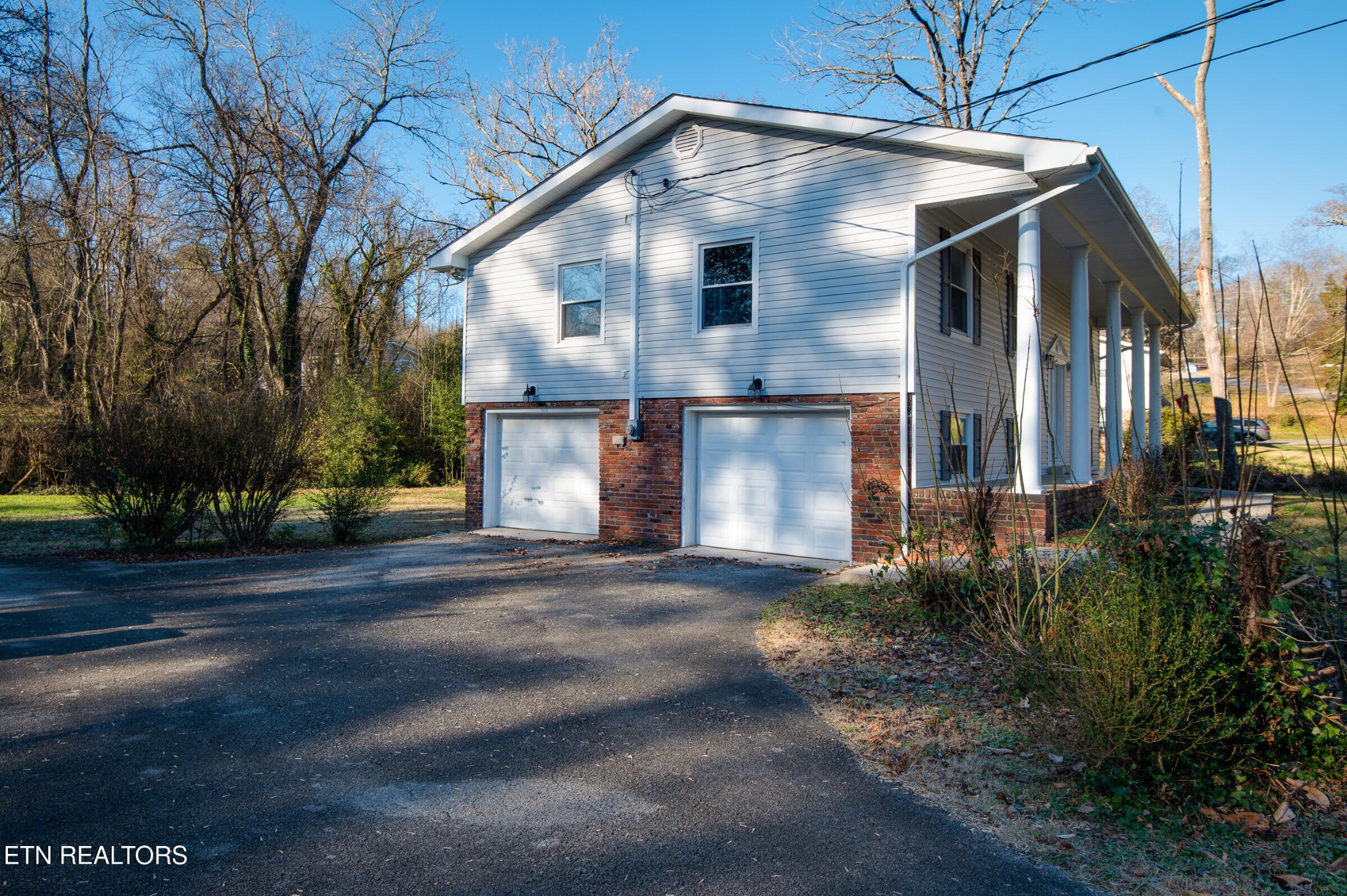 107 Nebraska Avenue Oak Ridge, TN 37830 - Photo 3 of 29 Gallery Image 3