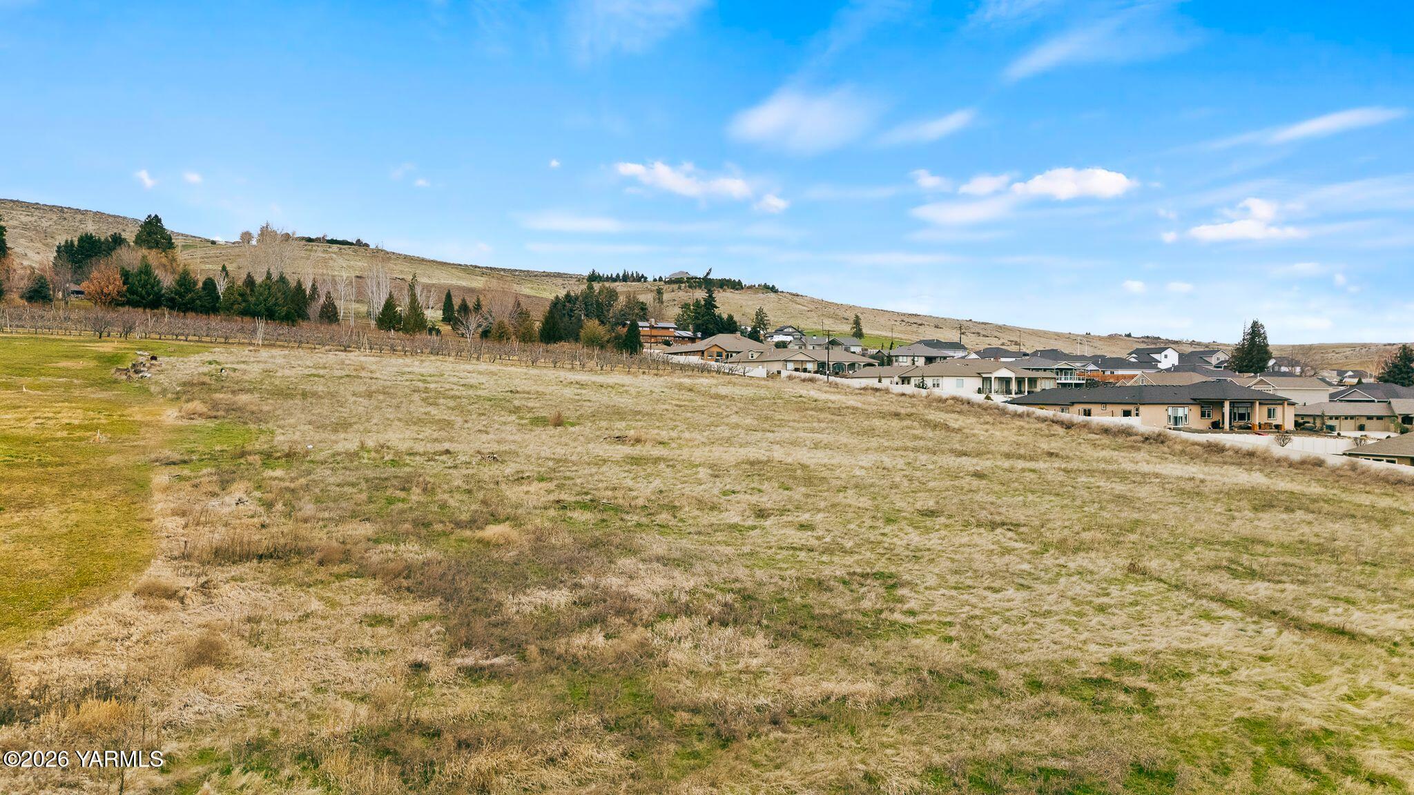 Nka Summitview Avenue Yakima, WA 98908 - Photo 10 of 12 a view of an ocean