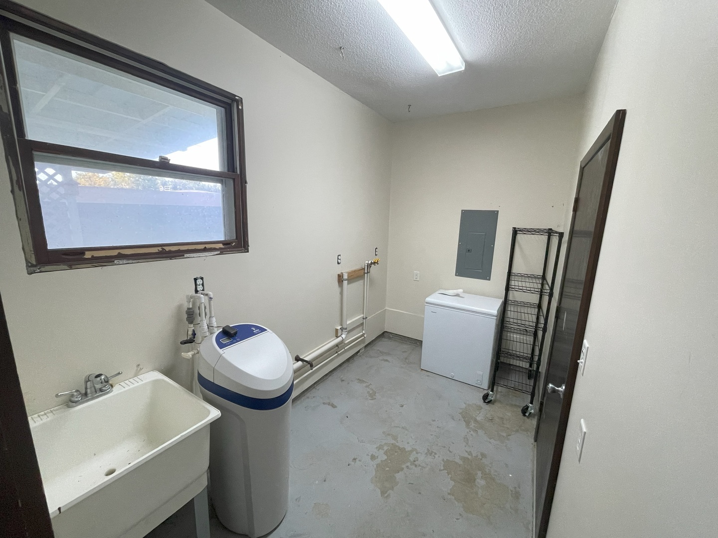 17 Circle Drive Saybrook, IL 61770 - Photo 16 of 17 a bathroom with a sink toilet and mirror