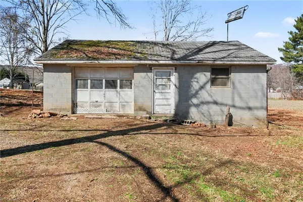 $225,000 | 106 11th Avenue, Mayodan, NC 27027