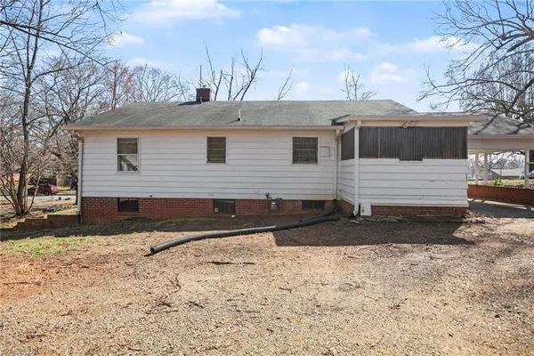 $225,000 | 106 11th Avenue, Mayodan, NC 27027