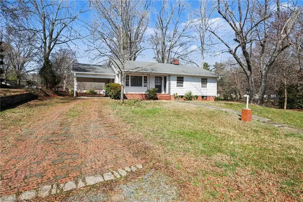 $225,000 | 106 11th Avenue, Mayodan, NC 27027