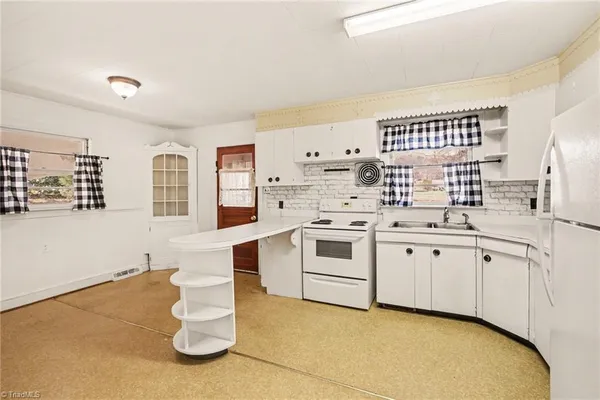 $225,000 | 106 11th Avenue, Mayodan, NC 27027