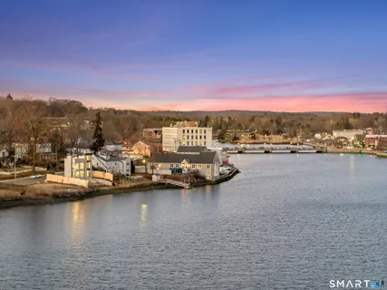 $2,895,000 | 79 Riverside Avenue, Westport, CT 06880