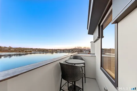 $2,895,000 | 79 Riverside Avenue, Westport, CT 06880