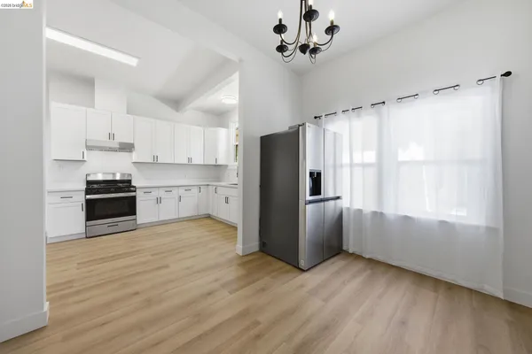 $698,000 | 3316 Market Street, Oakland, CA 94608