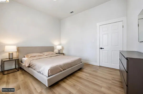 $698,000 | 3316 Market Street, Oakland, CA 94608