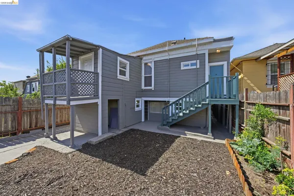 $698,000 | 3316 Market Street, Oakland, CA 94608