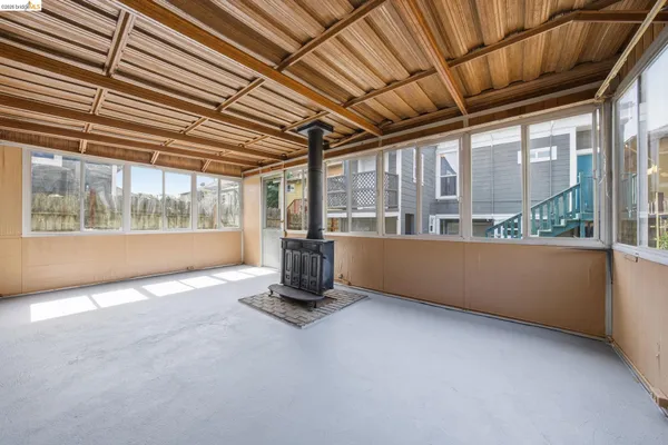 $698,000 | 3316 Market Street, Oakland, CA 94608