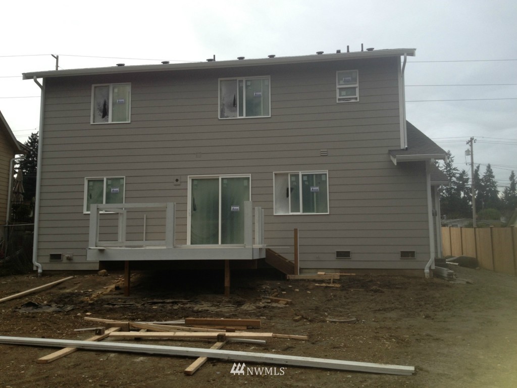 5921 Lowell Road Everett, WA 98203 - Photo 2 of 2