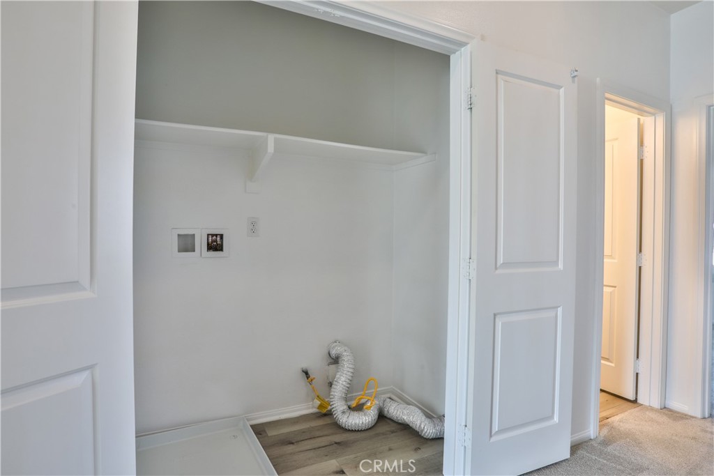 7863 Marbil Lane Riverside, CA 92504 - Photo 23 of 30 a view of table and chair