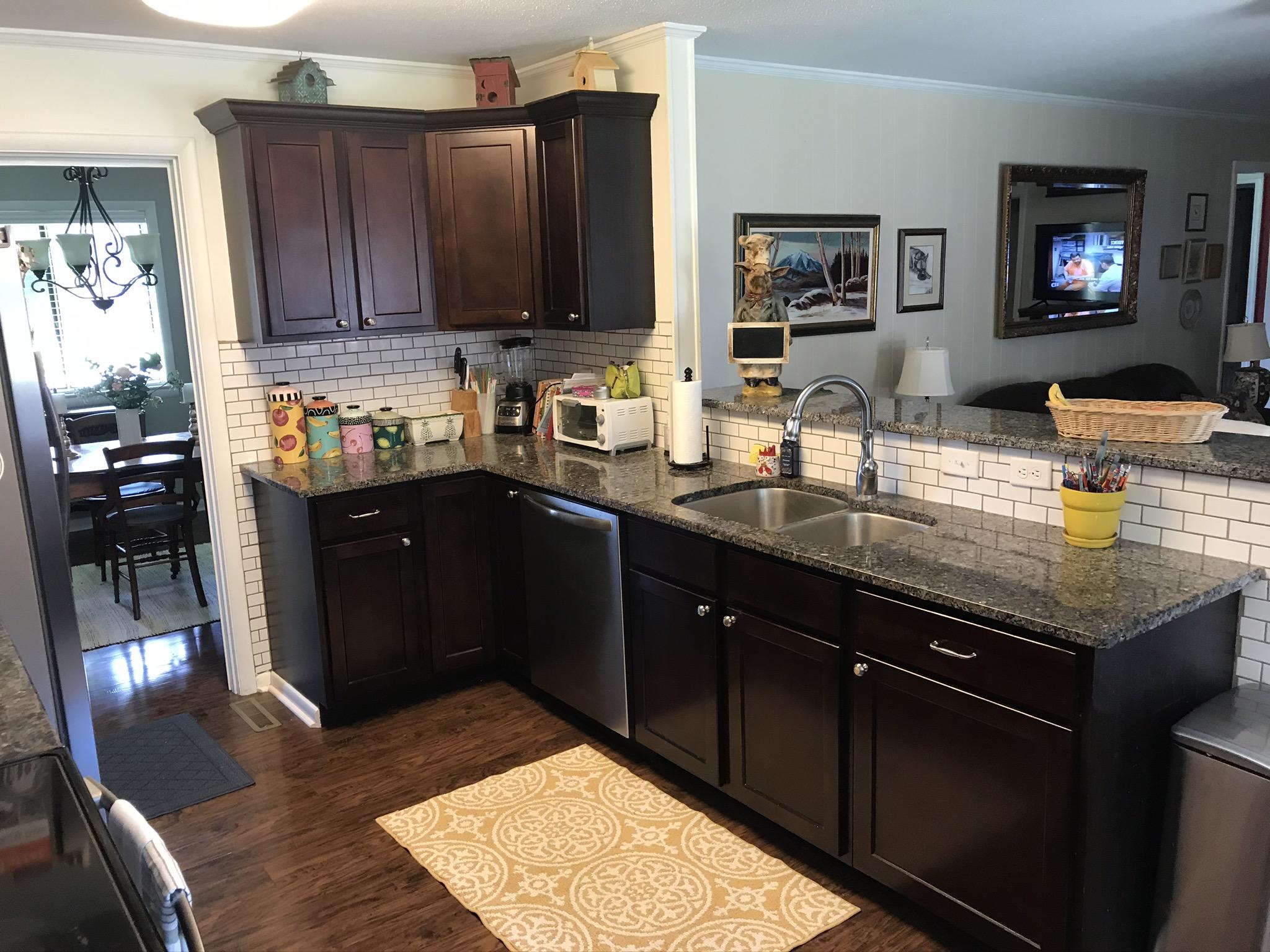 305 Westgate Road Hixson, TN 37343 - Photo 8 of 28 IMG_8921