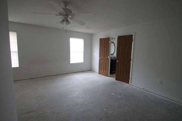 5211 Moore Loop Crestview, FL 32536 - Photo 9 of 19 2026-01-17 15.25.03