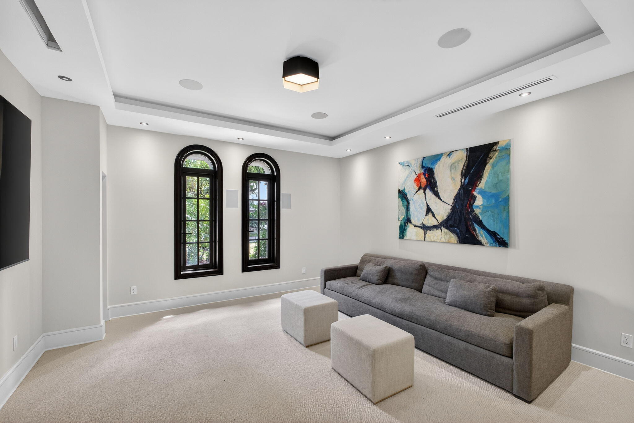 17 Carrick Road Palm Beach Gardens, FL 33418 - Photo 19 of 54 a living room with furniture and white walls