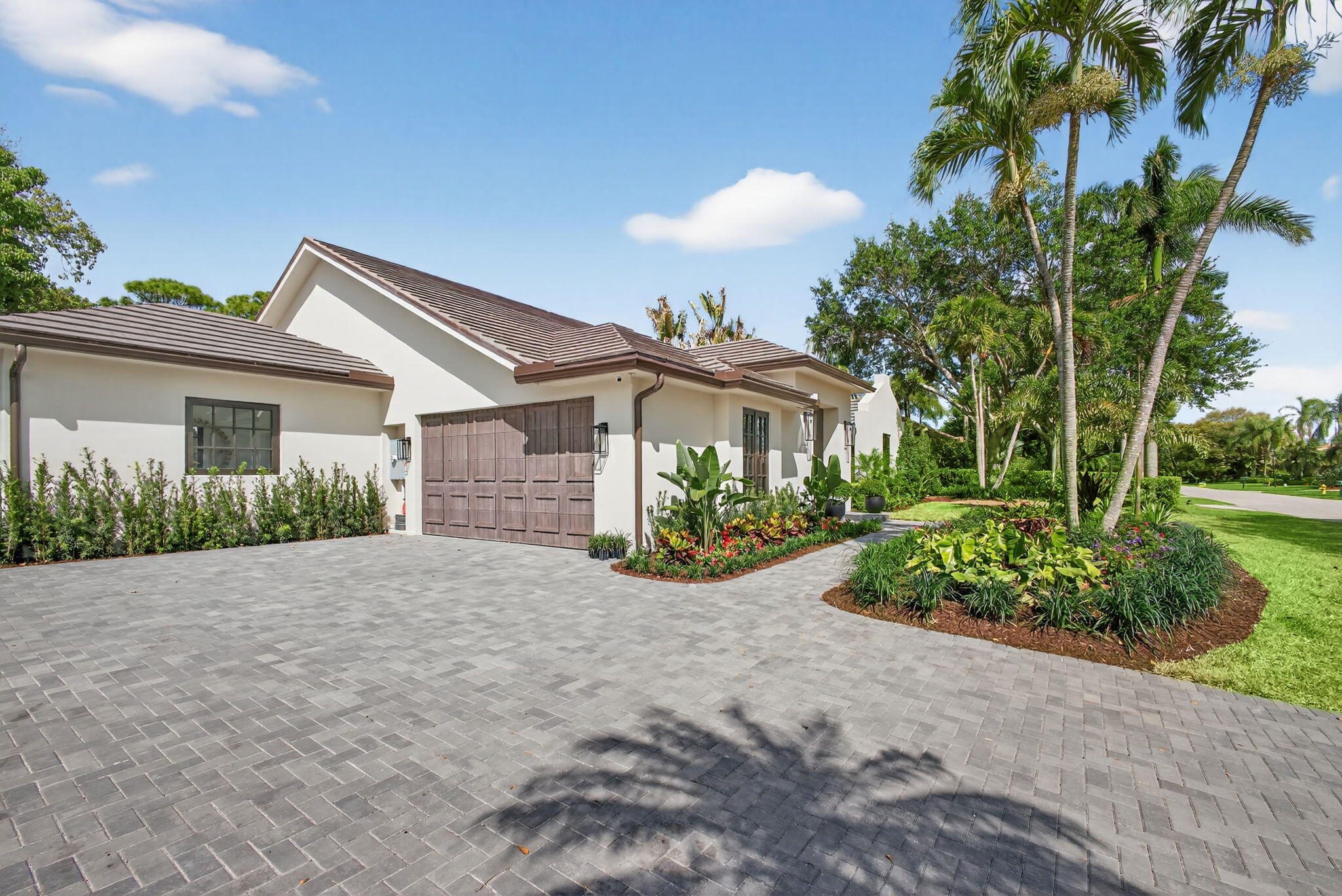 17 Carrick Road Palm Beach Gardens, FL 33418 - Photo 45 of 54 Exterior Front