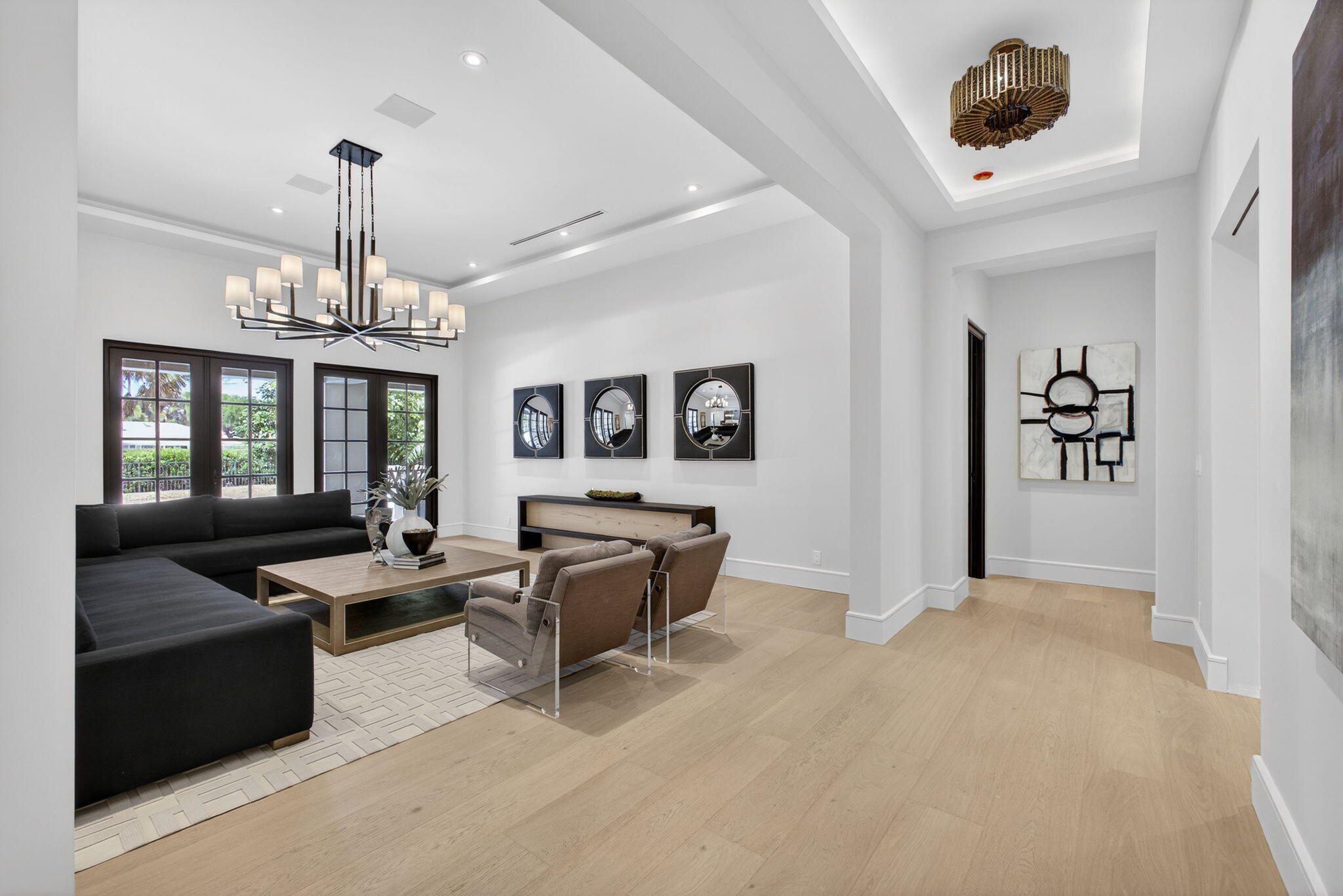 17 Carrick Road Palm Beach Gardens, FL 33418 - Photo 6 of 54 Living Room