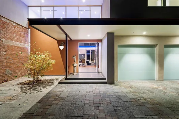 $20,000 | 341 East Monte Vista Road, Phoenix, AZ 85004