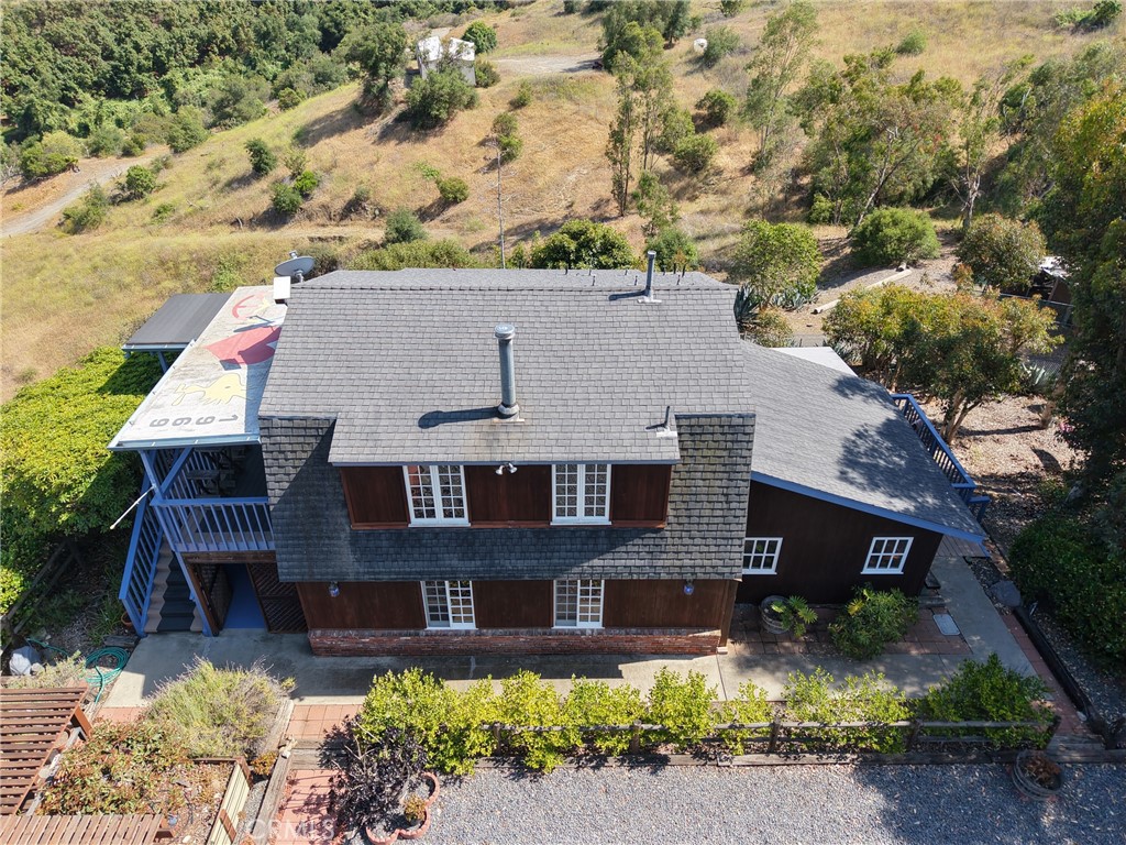 335 Rainbow Crest Road Fallbrook, CA 92028 - Photo 5 of 24 an aerial view of a house with a yard
