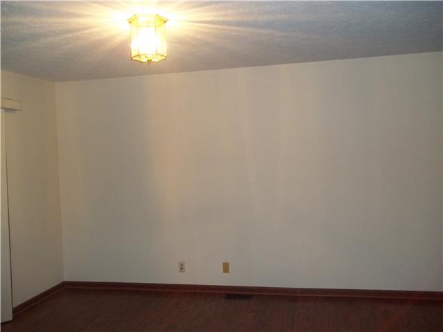 4229 Clarendon Road Indianapolis, IN 46208 - Photo 5 of 8 Gallery Image 5