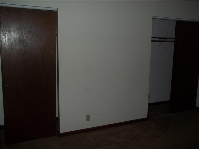 4229 Clarendon Road Indianapolis, IN 46208 - Photo 6 of 8 Gallery Image 6