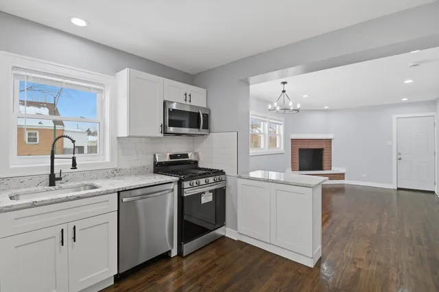 $324,900 | 10356 South Green Street, Chicago, IL 60643