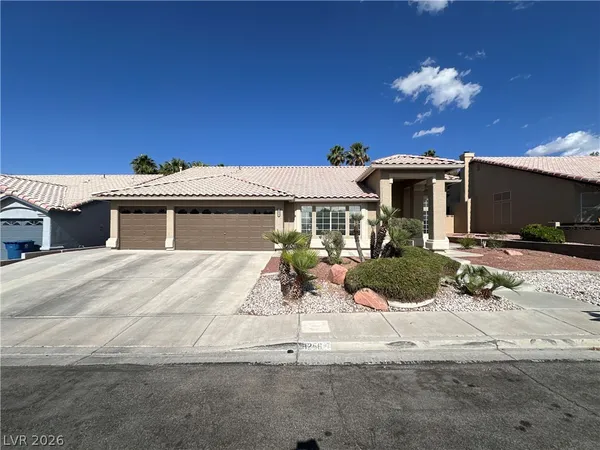 $2,850 | 8256 Lone Feather Lane, Las Vegas, NV 89123