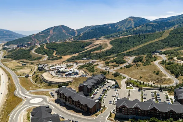 $646,000 | 2303 Deer Hollow Road, Unit 2110, Park City, UT 84060