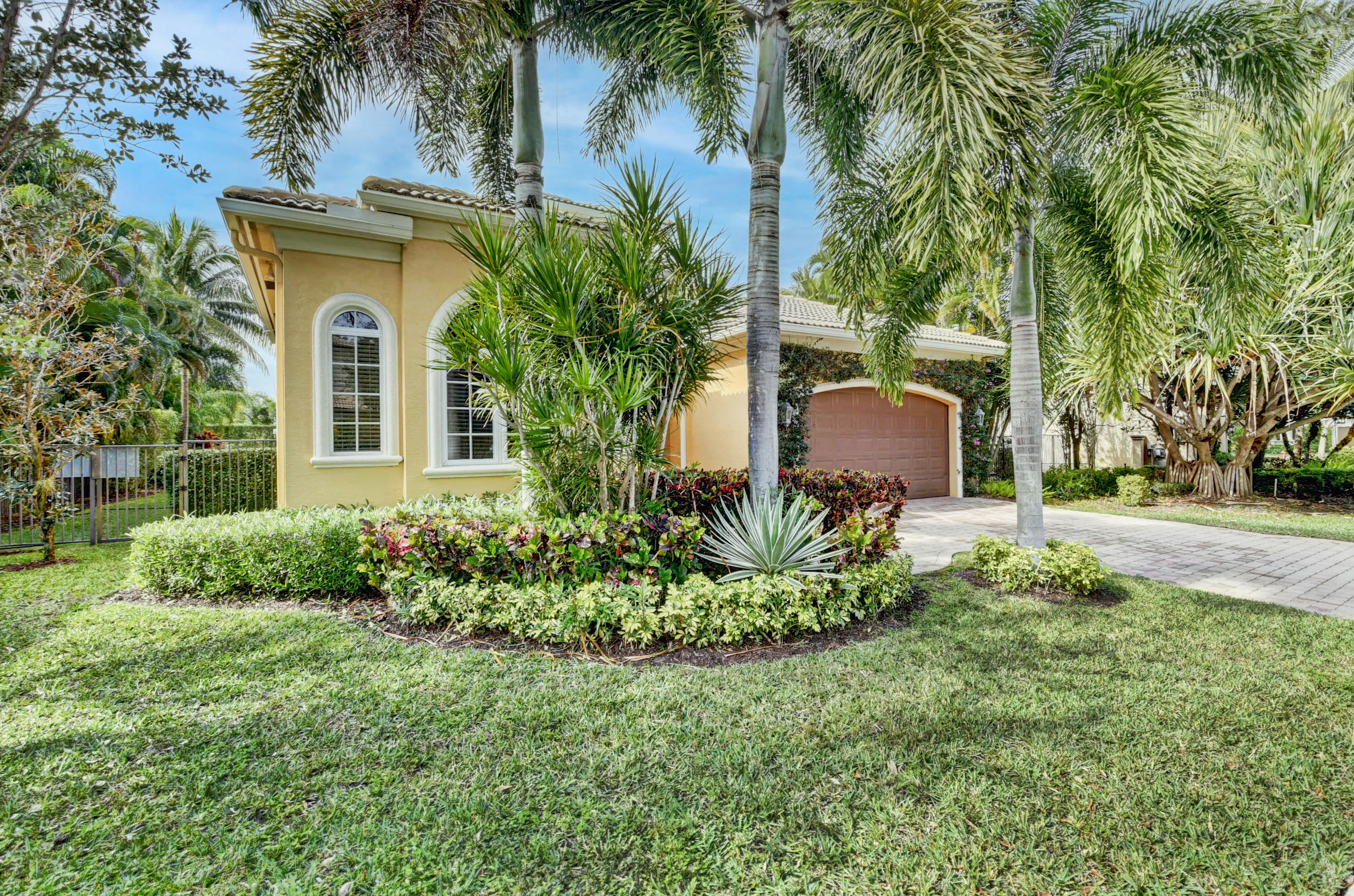 17877 Lake Azure Way Boca Raton, FL 33496 - Photo 3 of 100 01_dsc_8678_79_80_81_82