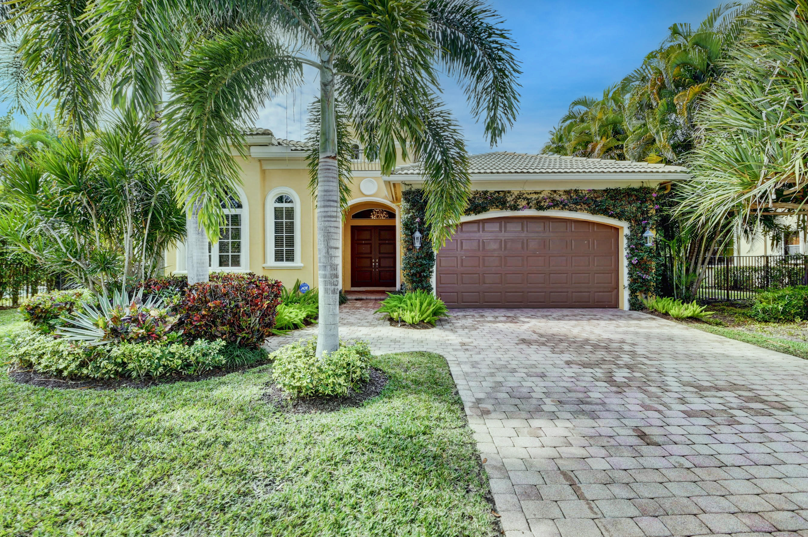 17877 Lake Azure Way Boca Raton, FL 33496 - Photo 51 of 100 02_dsc_8688_89_90_91_92