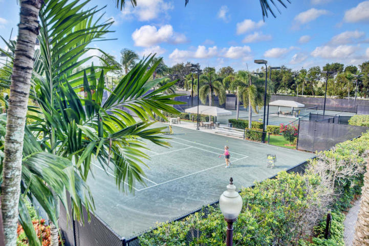 17877 Lake Azure Way Boca Raton, FL 33496 - Photo 75 of 100 15