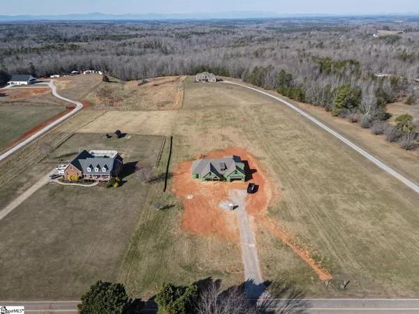 $700,000 | 812 Old Island Ford Road, Chesnee, SC 29323