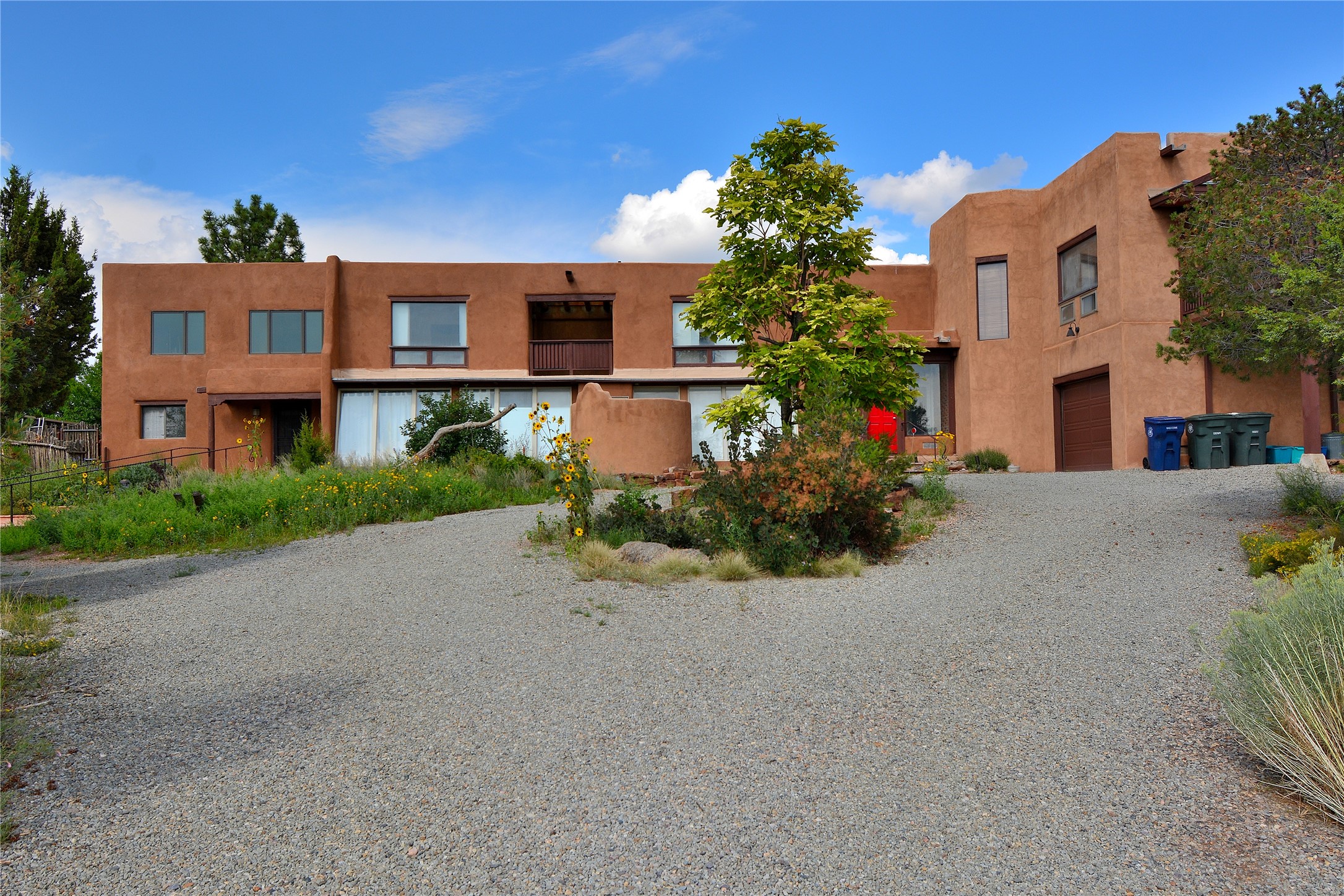 904 Bishops Lodge Road Santa Fe, NM 87501 - Photo 2 of 51 Front view of house