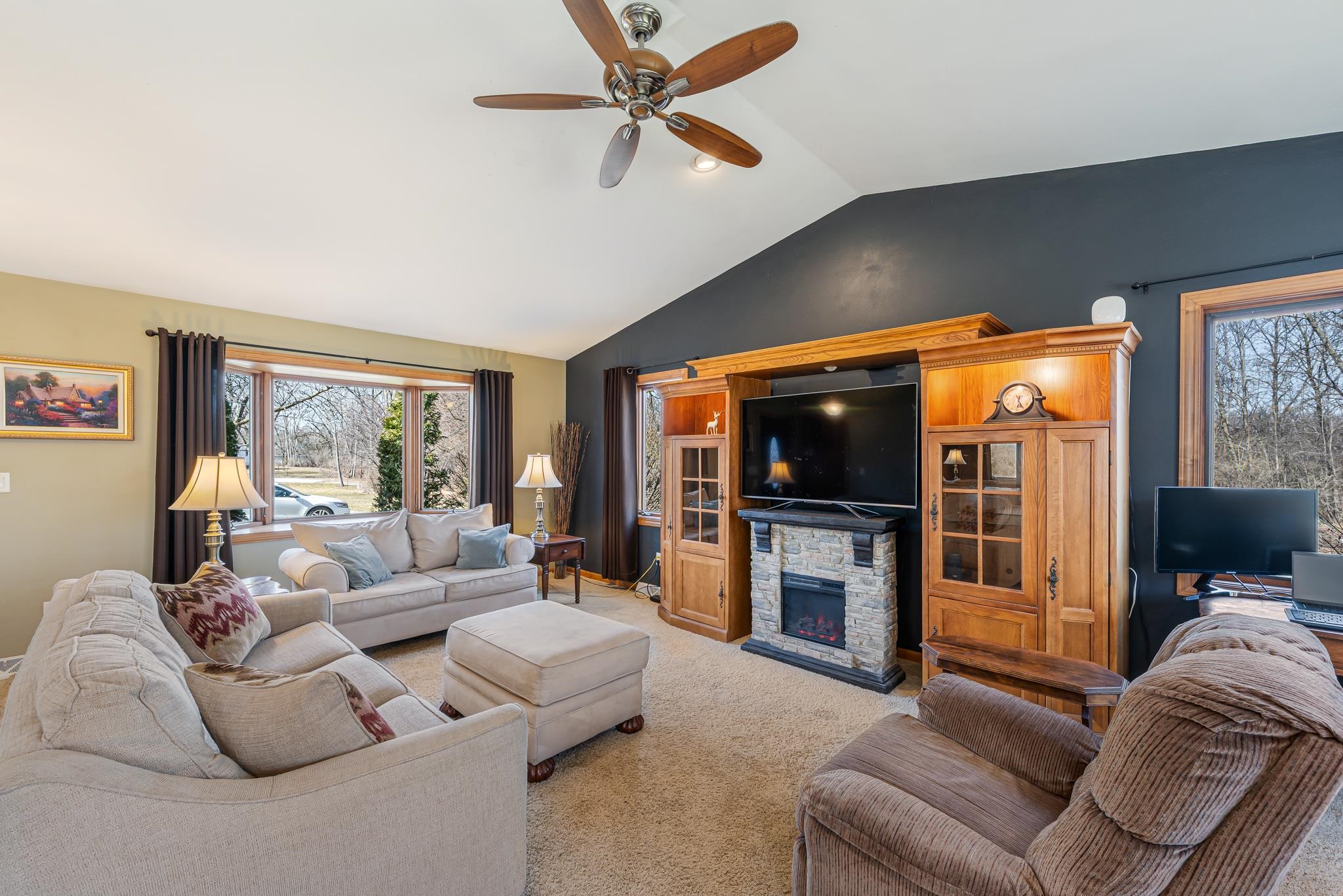 2190 Carleton Avenue Appleton, WI 54915 - Photo 21 of 69