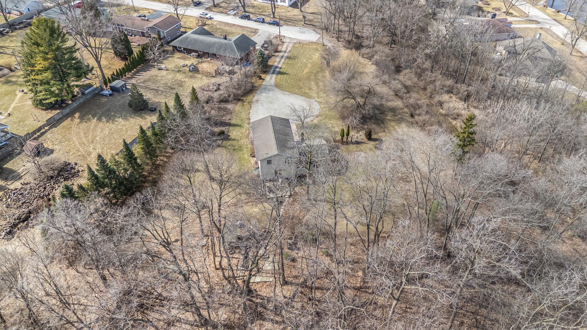 2190 Carleton Avenue Appleton, WI 54915 - Photo 55 of 69