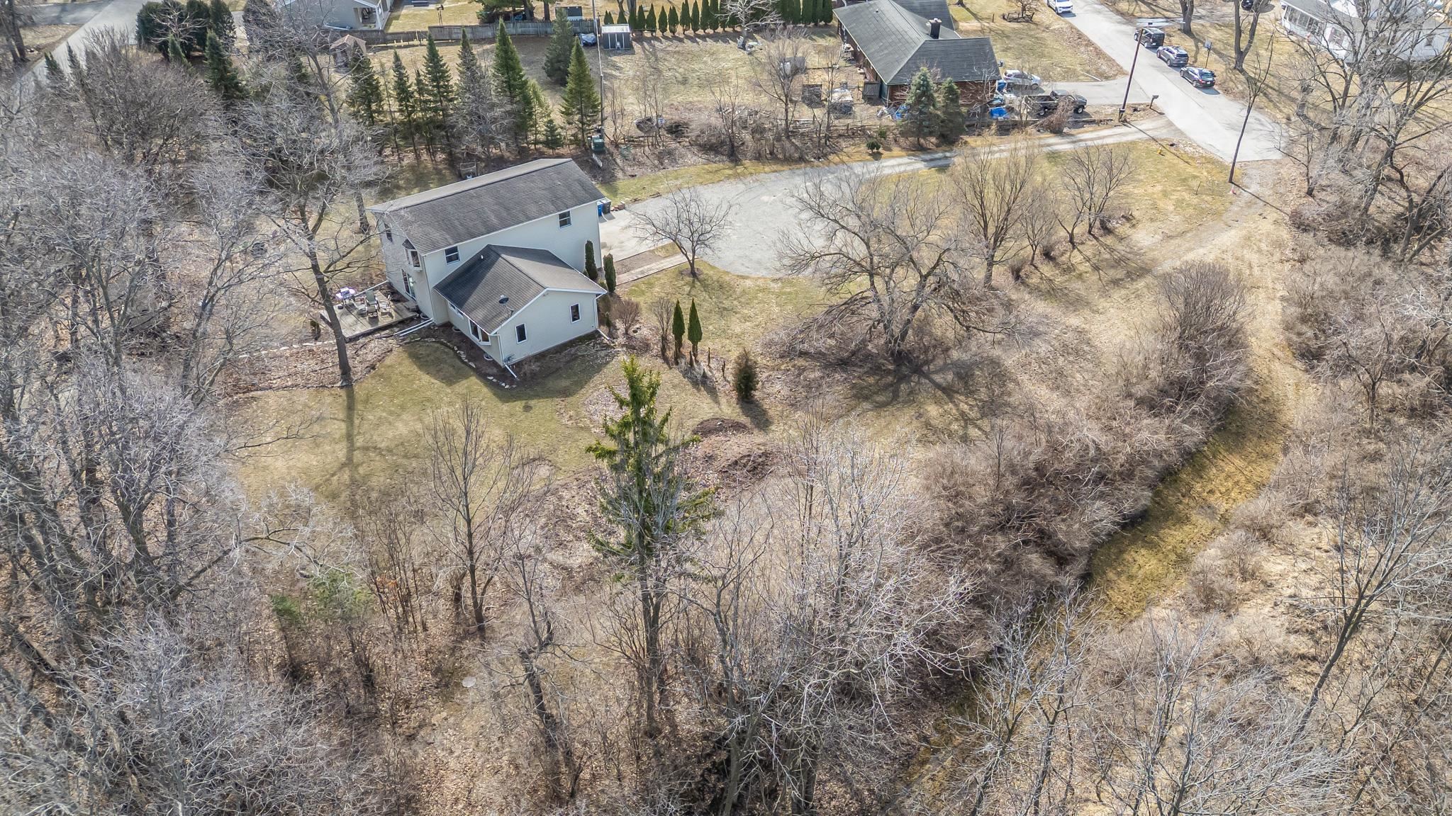 2190 Carleton Avenue Appleton, WI 54915 - Photo 63 of 69