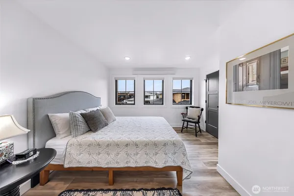 $869,000 | 208 Pebblebrook Drive, Lynden, WA 98264