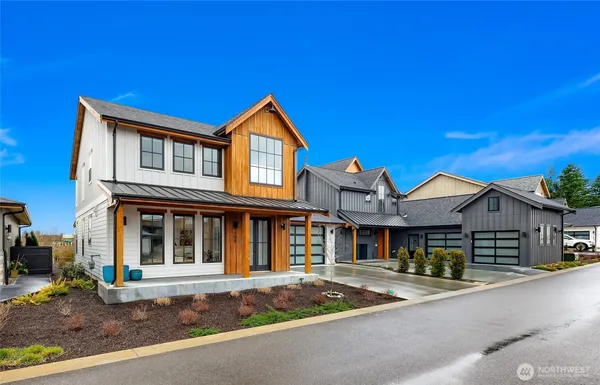 $869,000 | 208 Pebblebrook Drive, Lynden, WA 98264