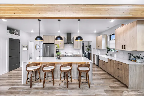 $869,000 | 208 Pebblebrook Drive, Lynden, WA 98264