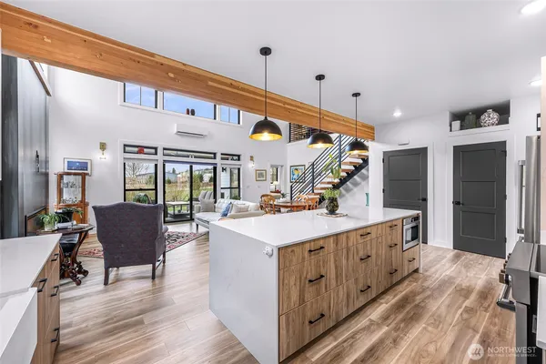 $869,000 | 208 Pebblebrook Drive, Lynden, WA 98264