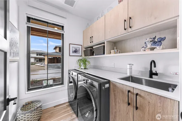 $869,000 | 208 Pebblebrook Drive, Lynden, WA 98264