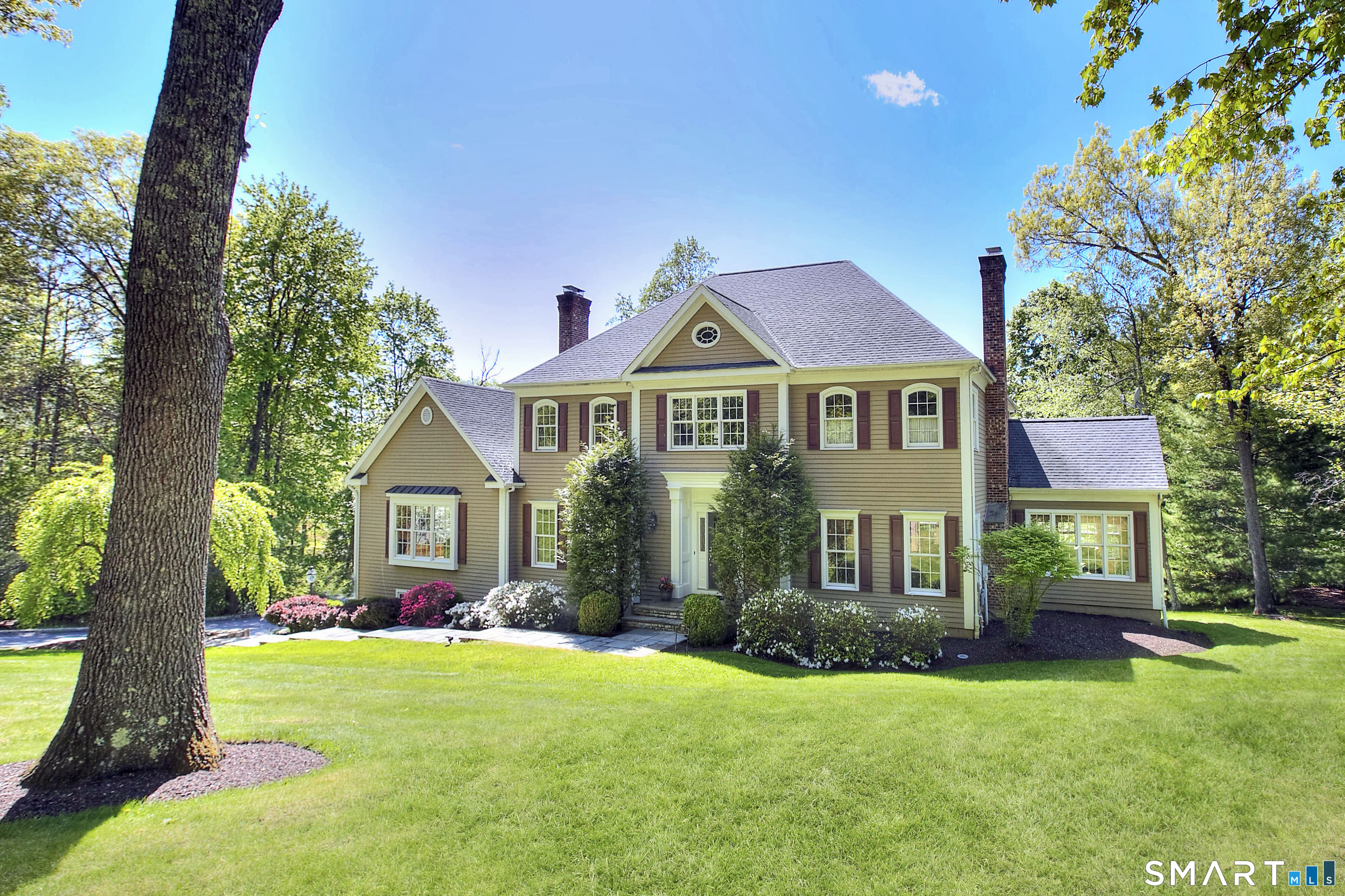 118 Nursery Road Ridgefield, CT 06877 - Photo 3 of 40