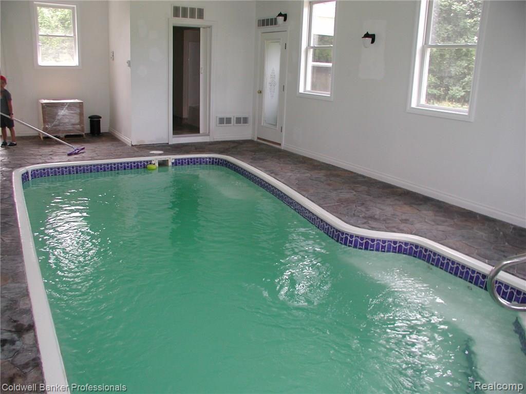 151 West Norway Lake Road Lapeer, MI 48446 - Photo 31 of 46 P1010066.JPG