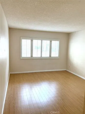 $3,000 | 380 South Euclid Avenue, Unit 108, Pasadena, CA 91101