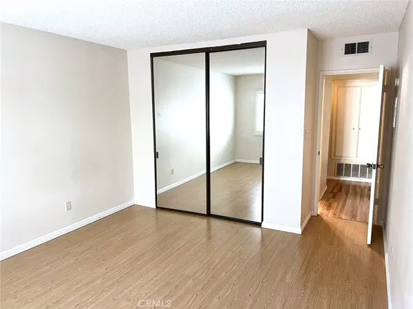 $3,000 | 380 South Euclid Avenue, Unit 108, Pasadena, CA 91101