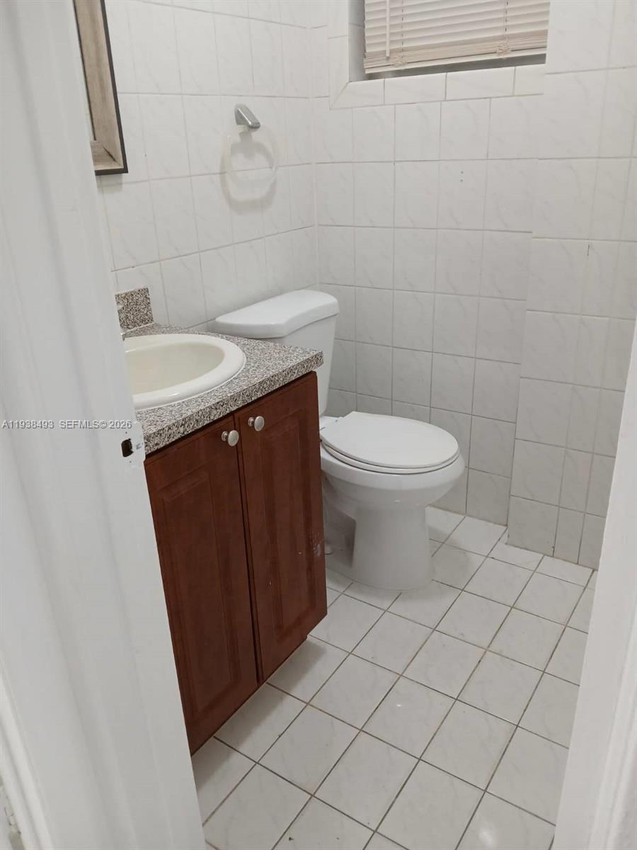 460 East 23rd Street, Unit 319 Hialeah, FL 33013 - Photo 15 of 19