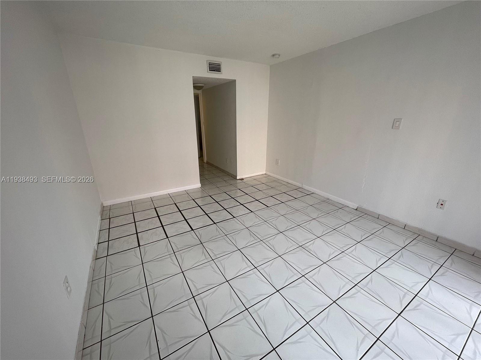 460 East 23rd Street, Unit 319 Hialeah, FL 33013 - Photo 17 of 19
